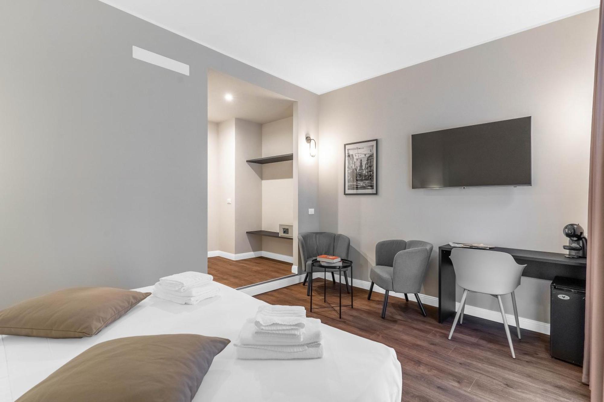 Torriani Suites Foresteria Lombarda Milano Esterno foto